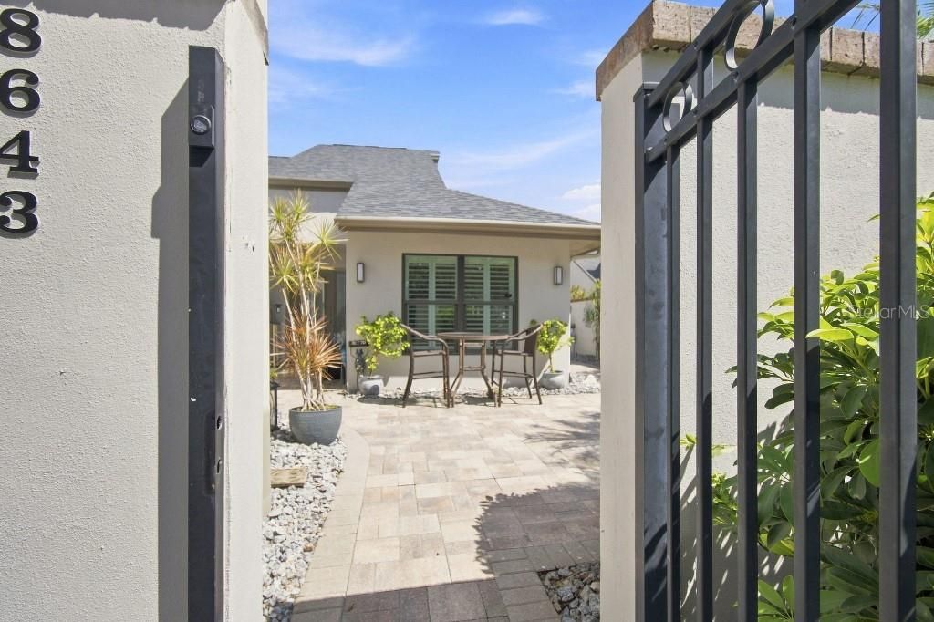 8643 Piper Lane, Seminole, FL 33777 Photo