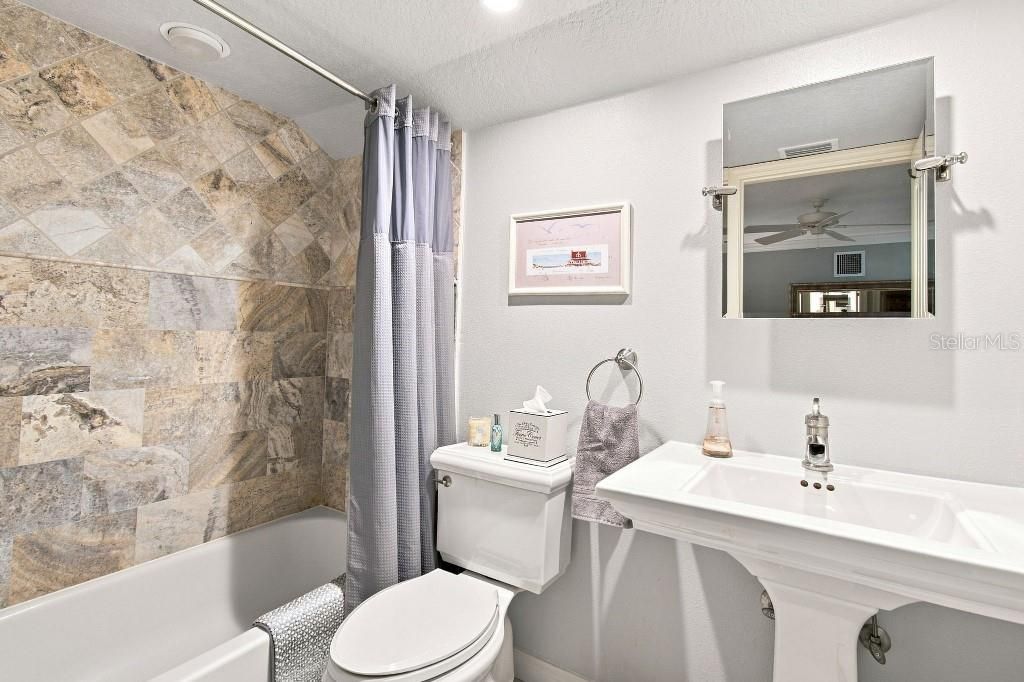 8643 Piper Lane, Seminole, FL 33777 Photo