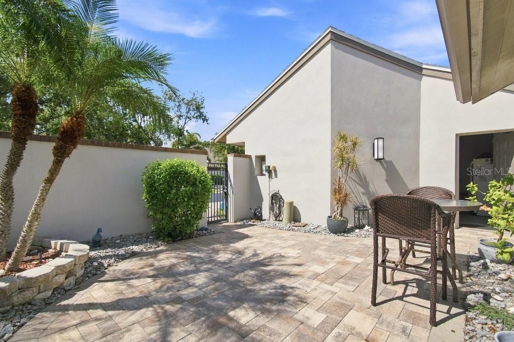 8643 Piper Lane, Seminole, FL 33777 Photo
