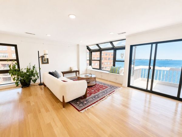 1 Seal Harbor, Unit 916, Winthrop, MA 02152