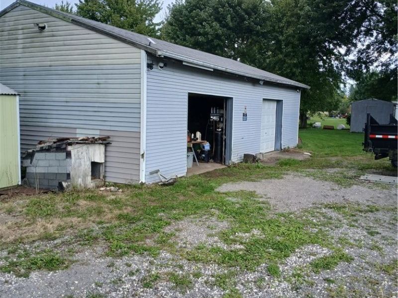 5376 N Park Ext Avenue, Bristolville, OH 44402 Photo 4