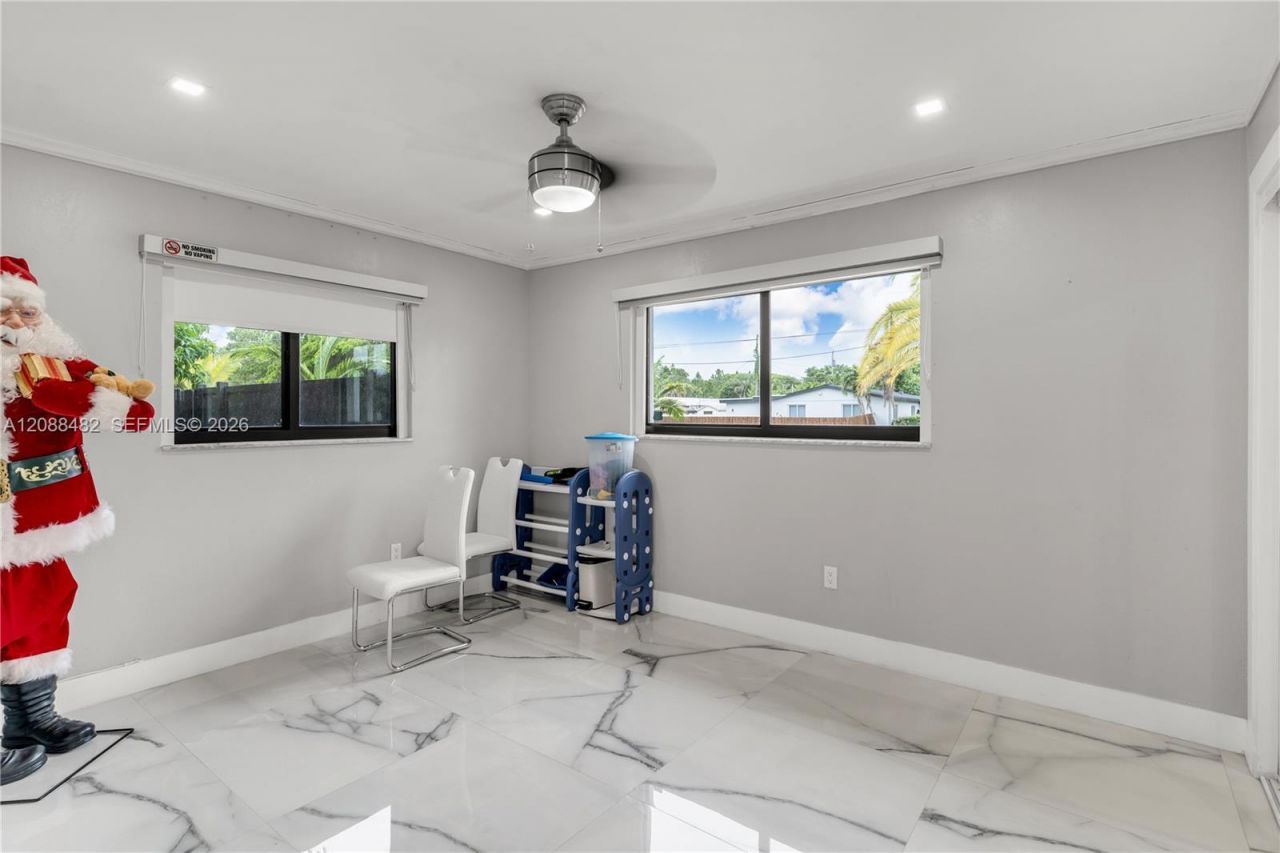 18731 SW 87th Ave, Cutler Bay, FL 33157 Photo
