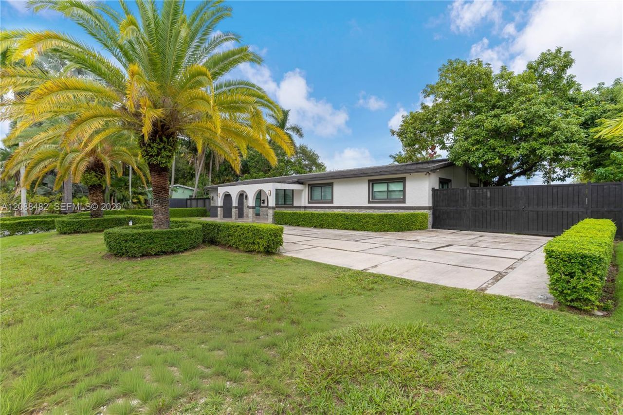 18731 SW 87th Ave, Cutler Bay, FL 33157 Photo