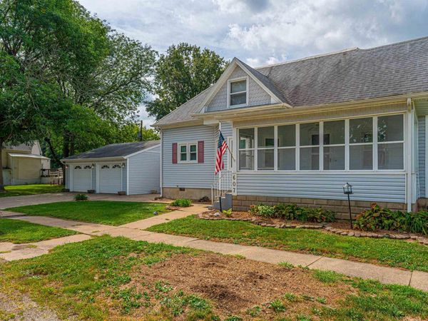607 NW RACE Street, Atlanta, IL 61723