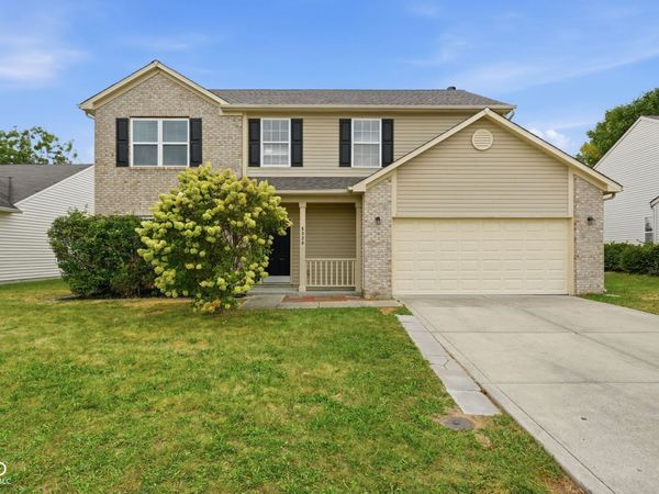5320 Sandwood Drive , Indianapolis, IN 46235