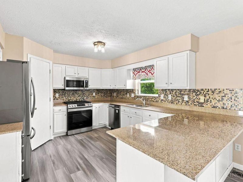 8031 Simpson Creek Way, Deerfield Township, OH 45040 Photo 14