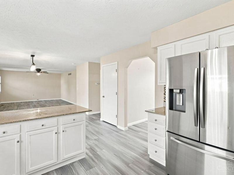 8031 Simpson Creek Way, Deerfield Township, OH 45040 Photo 17