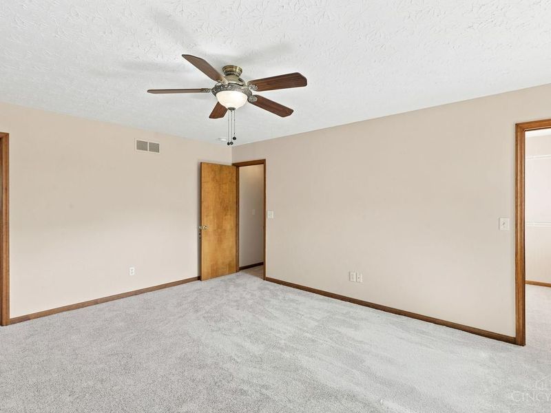 8031 Simpson Creek Way, Deerfield Township, OH 45040 Photo 27
