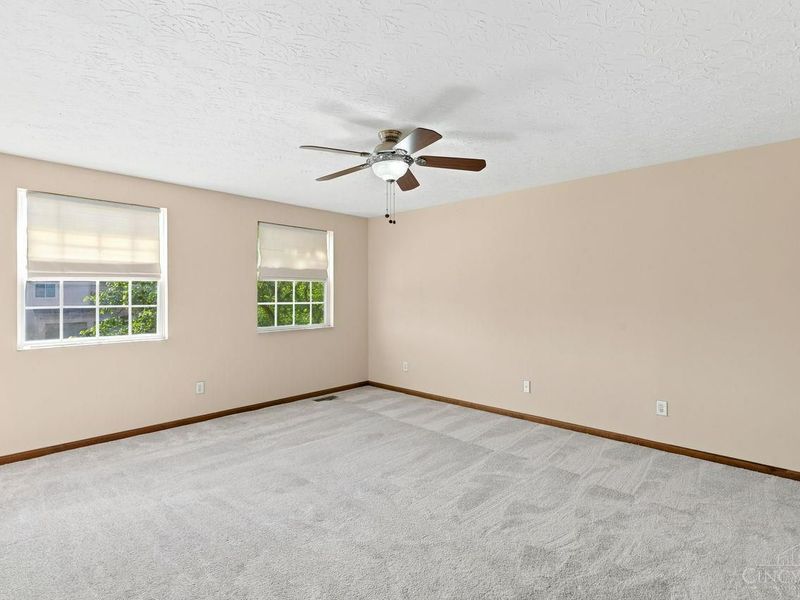 8031 Simpson Creek Way, Deerfield Township, OH 45040 Photo 28