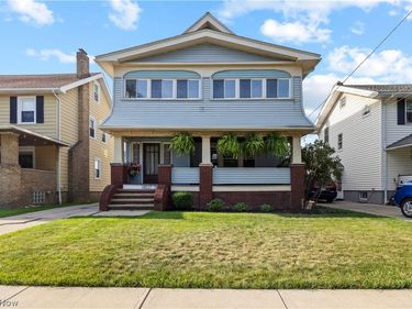 14537 Bayes Avenue, Lakewood, OH 44107