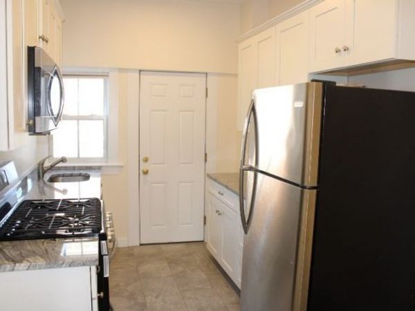 96 Middle St, Unit 2, Gloucester, MA 01930