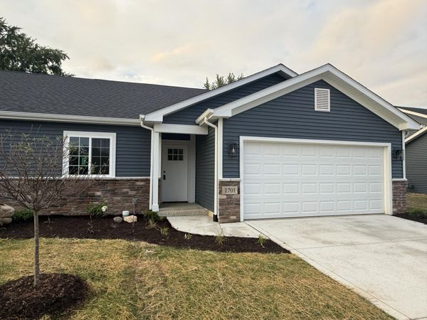 1705 Firestone Lane , Valparaiso, IN 46383