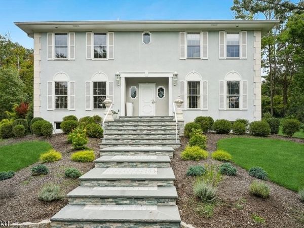 7 Gordon Rd, Essex Fells, NJ 07021