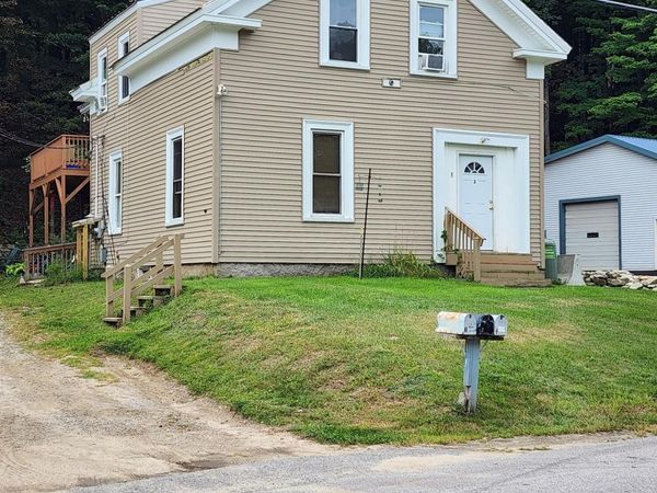 8 Water Street , Norway, ME 04268