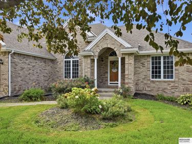 3904 S 184 Avenue, Omaha, NE 68130