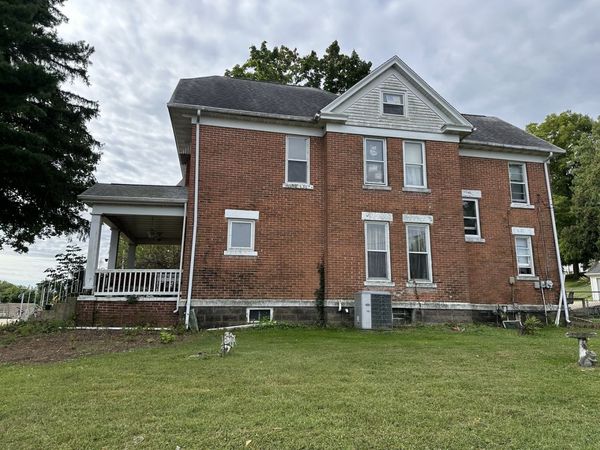 1520 CHICAGO Avenue , Savanna, IL 61074