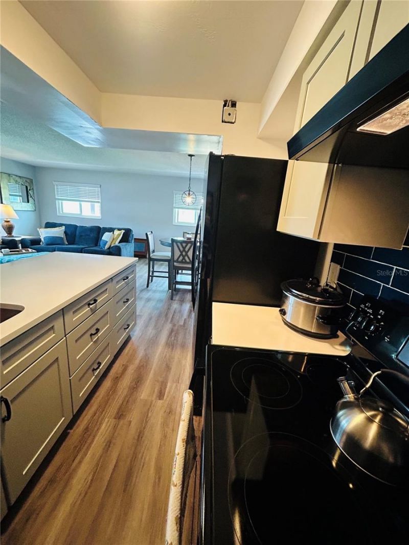 105 47th Avenue Drive W, Unit 377, Bradenton, FL 34207 Photo
