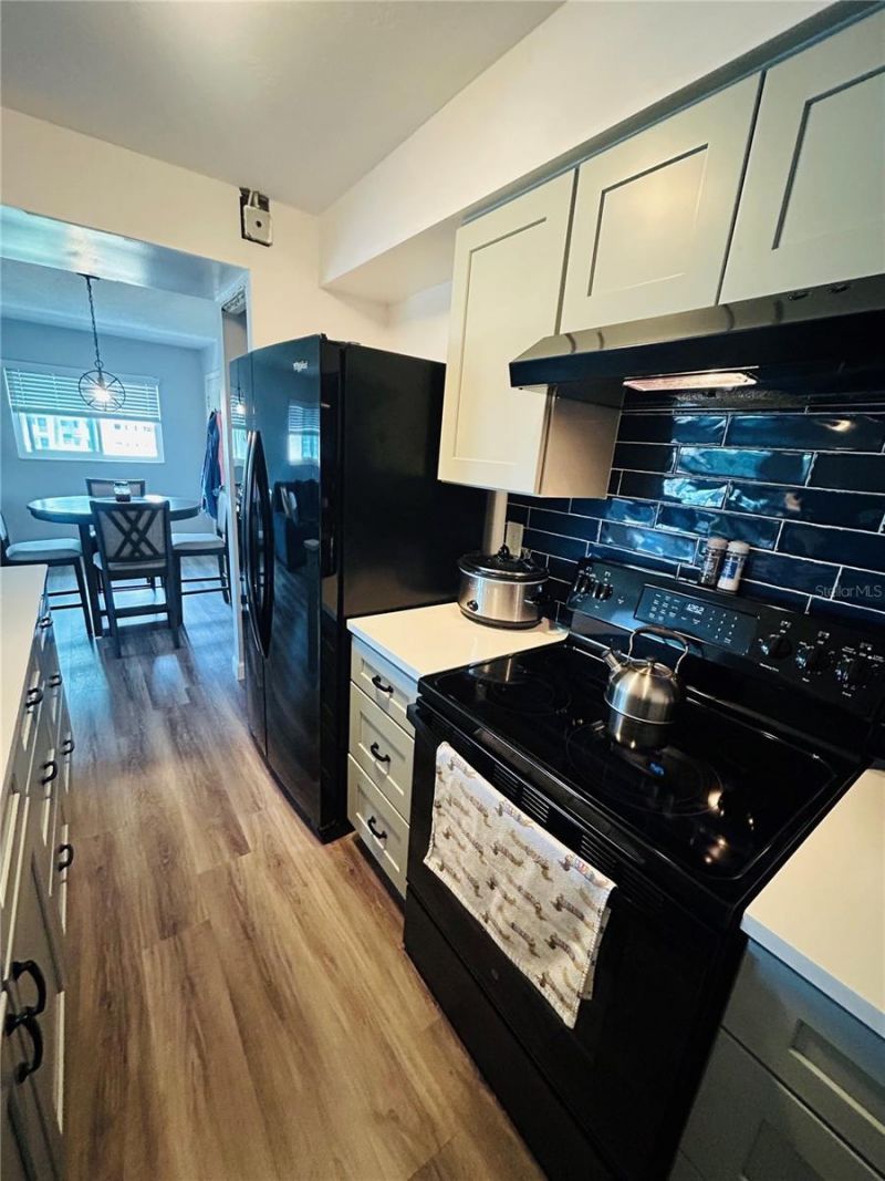 105 47th Avenue Drive W, Unit 377, Bradenton, FL 34207 Photo