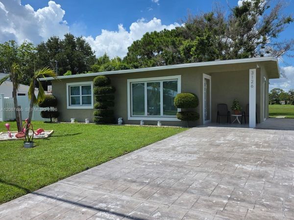 3126 SE Monte Vista St , Port St. Lucie, FL 34952