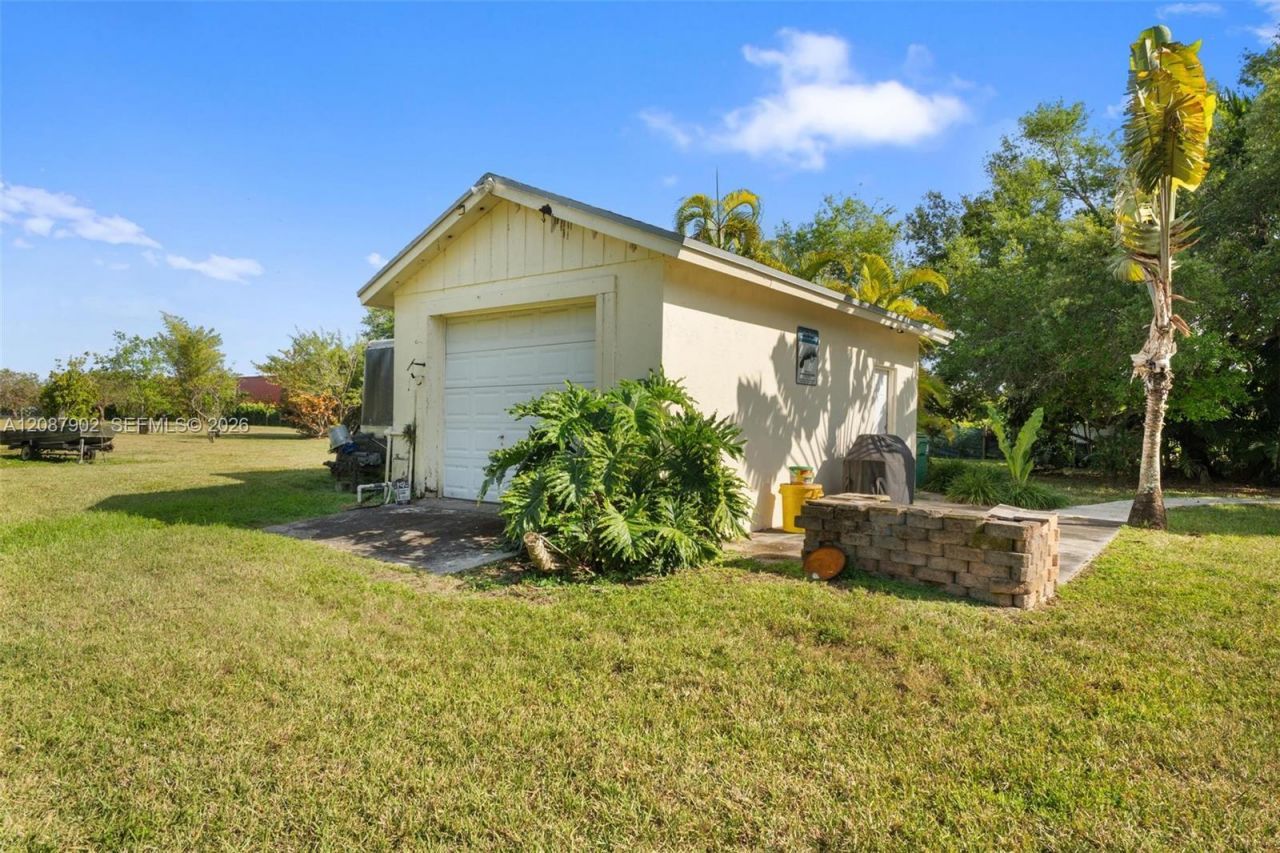 37255 SW 214th Ave, Homestead, FL 33034 Photo