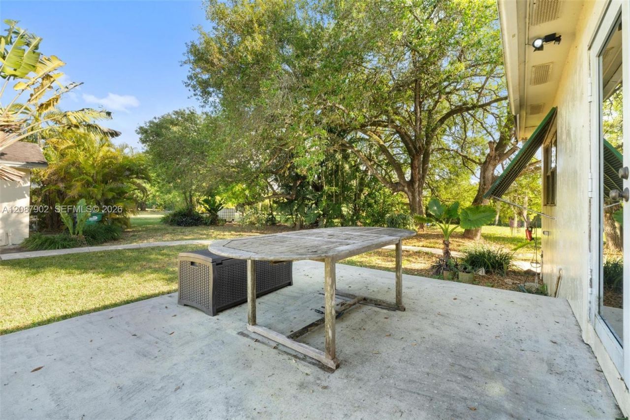 37255 SW 214th Ave, Homestead, FL 33034 Photo