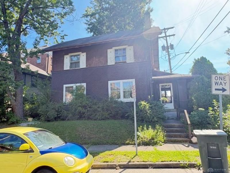 640 Belmonte Park, Dayton, OH 45405 Photo 3
