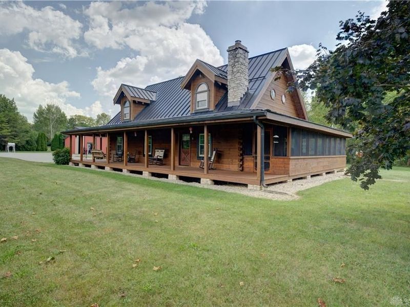 7802 N Greenville Celina Road, Greenville, OH 45331 Photo 2