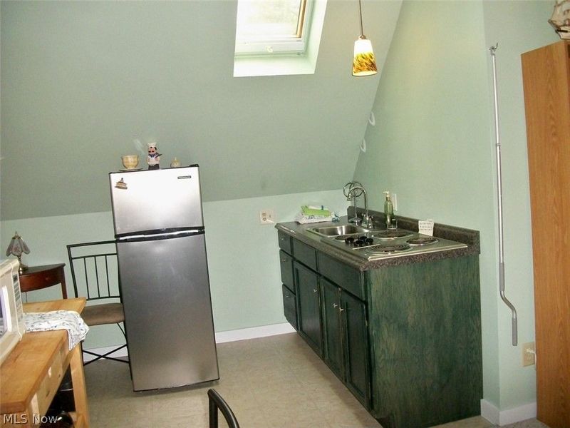 505A 5th Street , Marietta, OH 45750 Photo 8