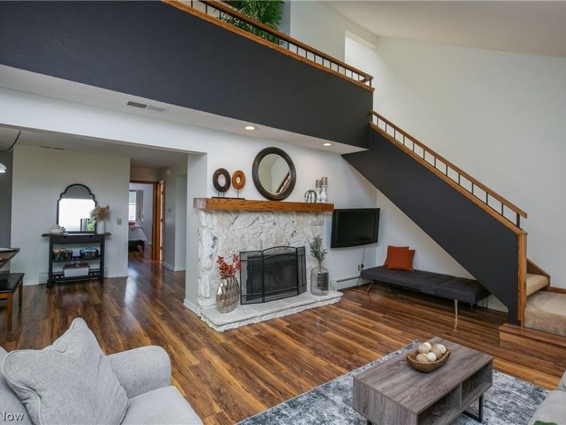 2153 Pinebrook Trail , Cuyahoga Falls, OH 44223 Photo 18