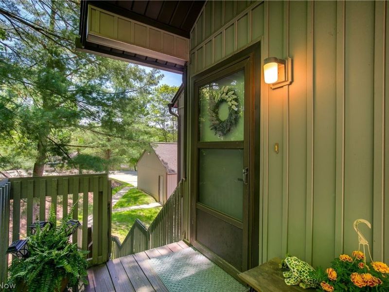 2153 Pinebrook Trail , Cuyahoga Falls, OH 44223 Photo 2