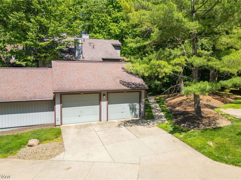 2153 Pinebrook Trail , Cuyahoga Falls, OH 44223 Photo 32