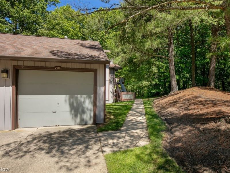 2153 Pinebrook Trail , Cuyahoga Falls, OH 44223 Photo 36
