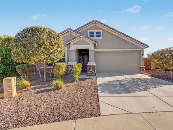 18693 W MESCAL Street, Surprise, AZ 85388
