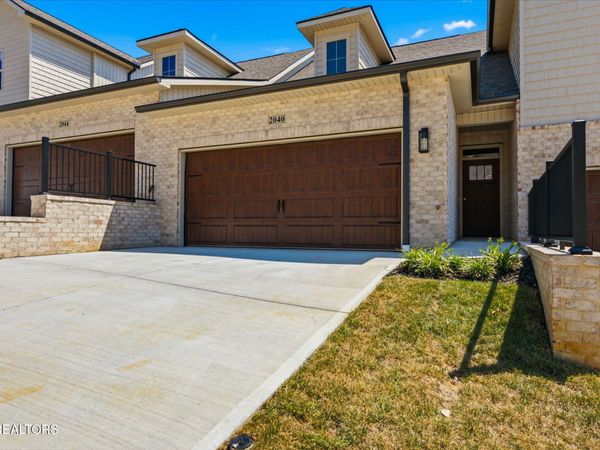 2040 Gisele Way, Knoxville, TN 37931