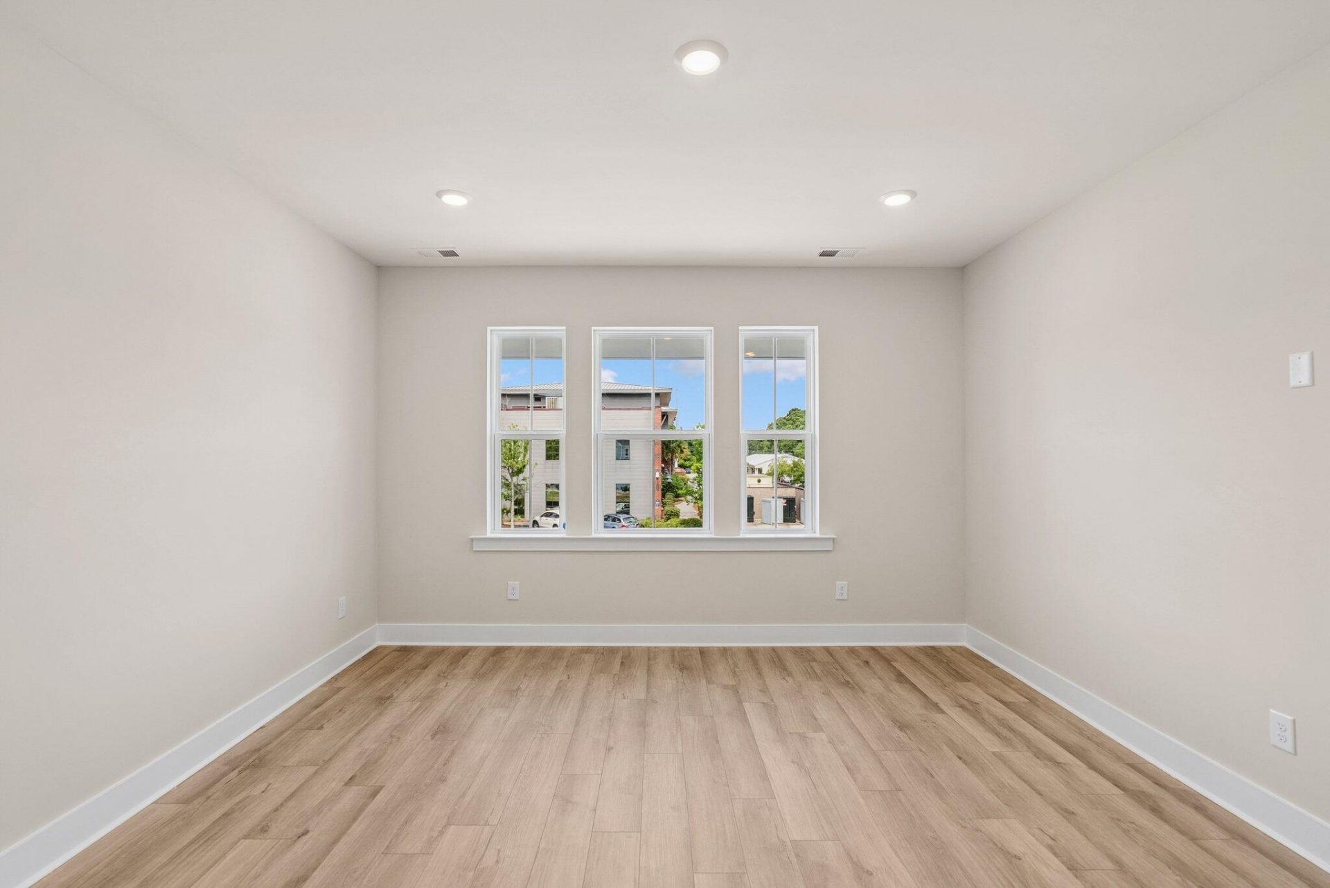 262 Newtown Creek Drive Photo 15