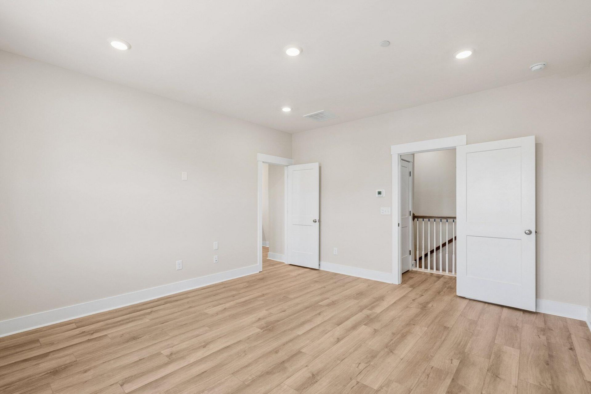 262 Newtown Creek Drive Photo 17