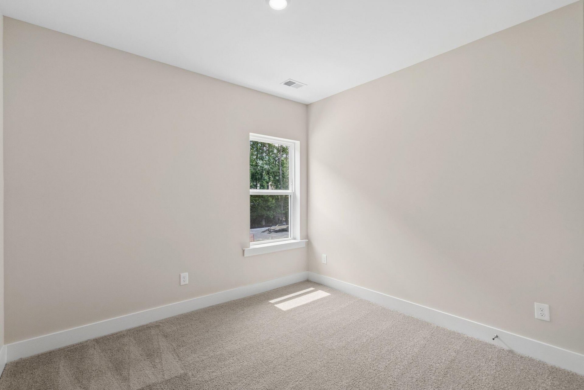 262 Newtown Creek Drive Photo 22