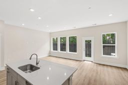 262 Newtown Creek Drive photo 4