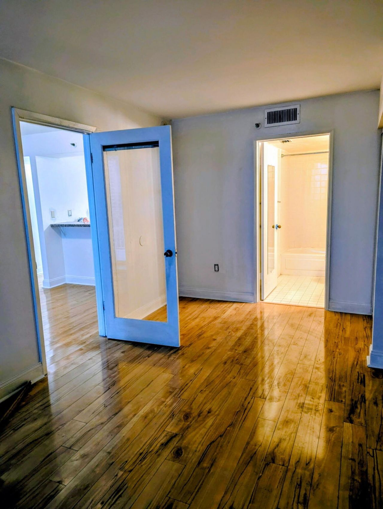 850 N Miami Avenue, Unit W-2202, Miami, FL 33136 Photo