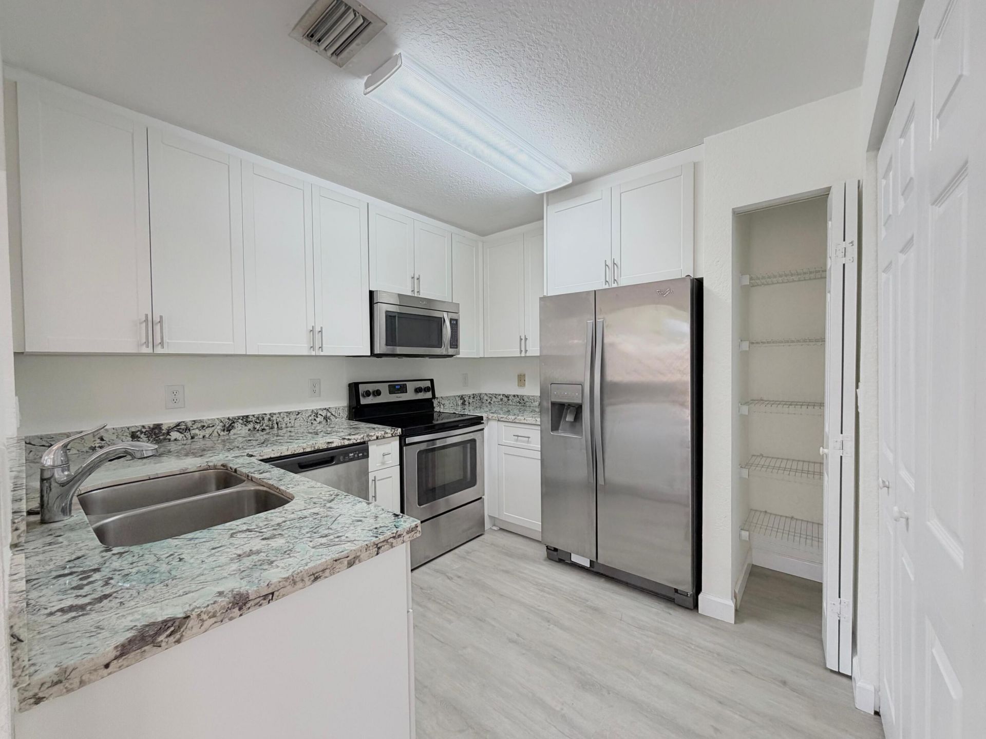 6550 Morgan Hill Trail, Unit 1904, West Palm Beach, FL 33411 Photo