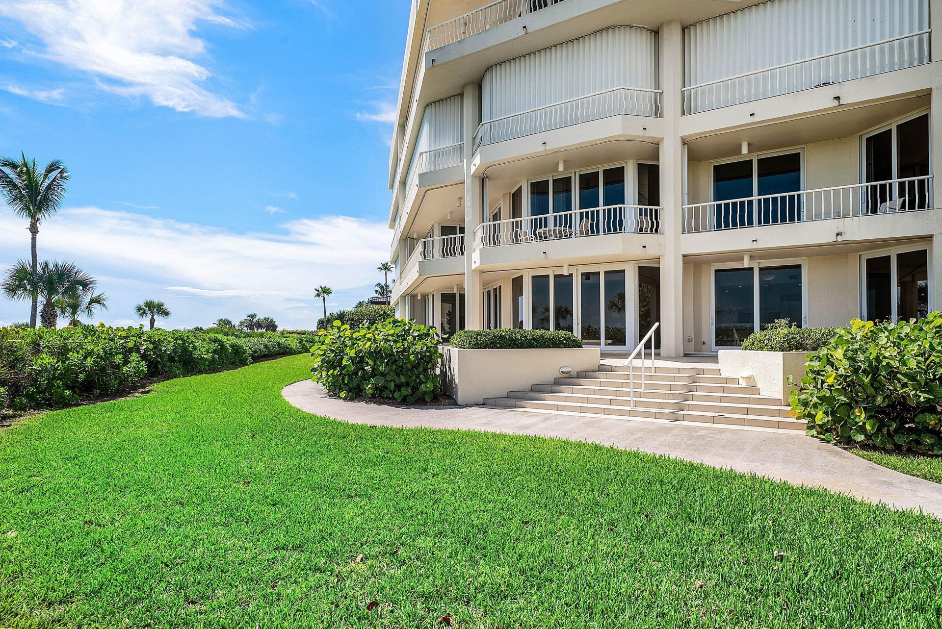 3001 SE Island Point Lane, Unit 12, Stuart, FL 34996 Photo