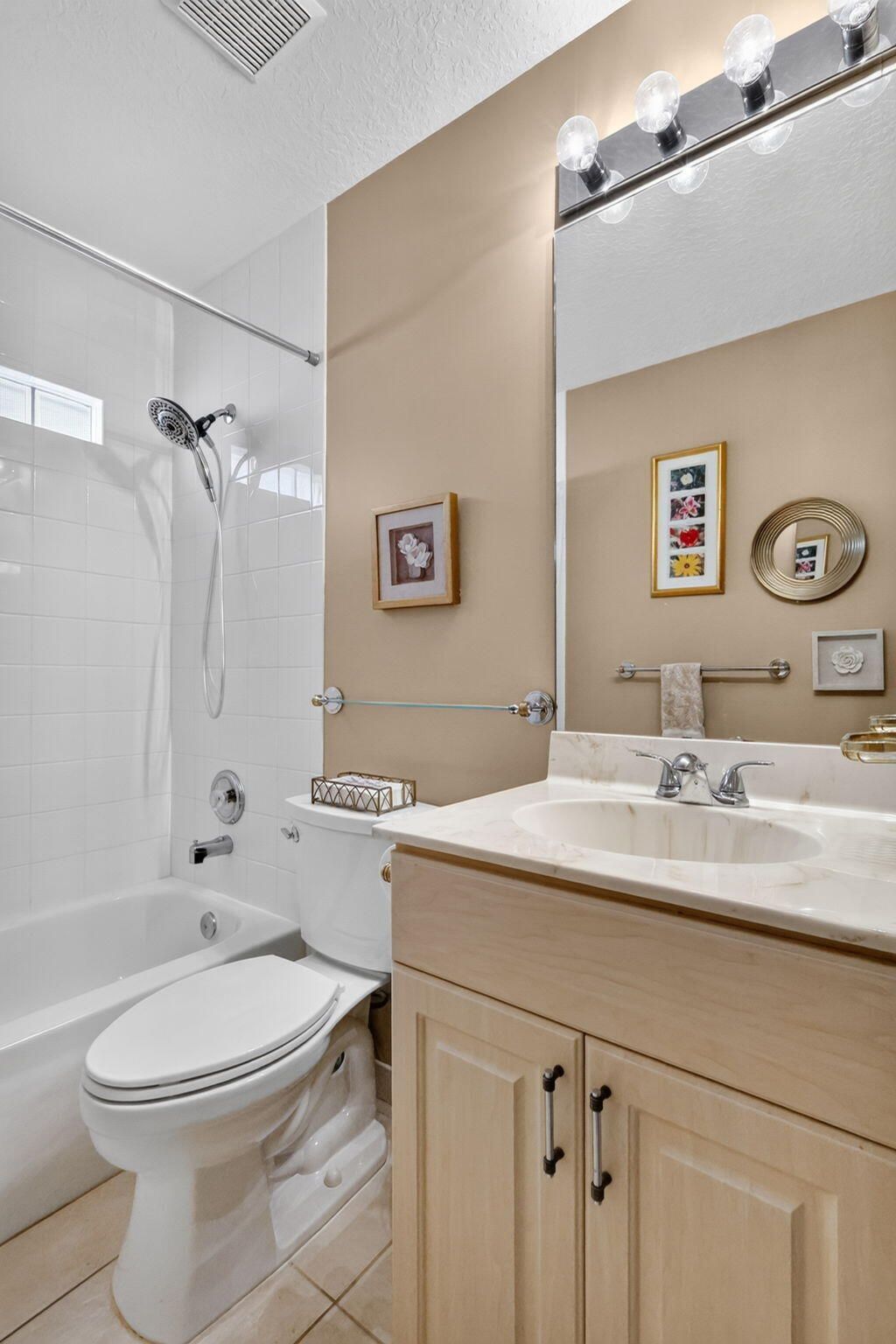 7203 Whitfield Avenue, Boynton Beach, FL 33437 Photo