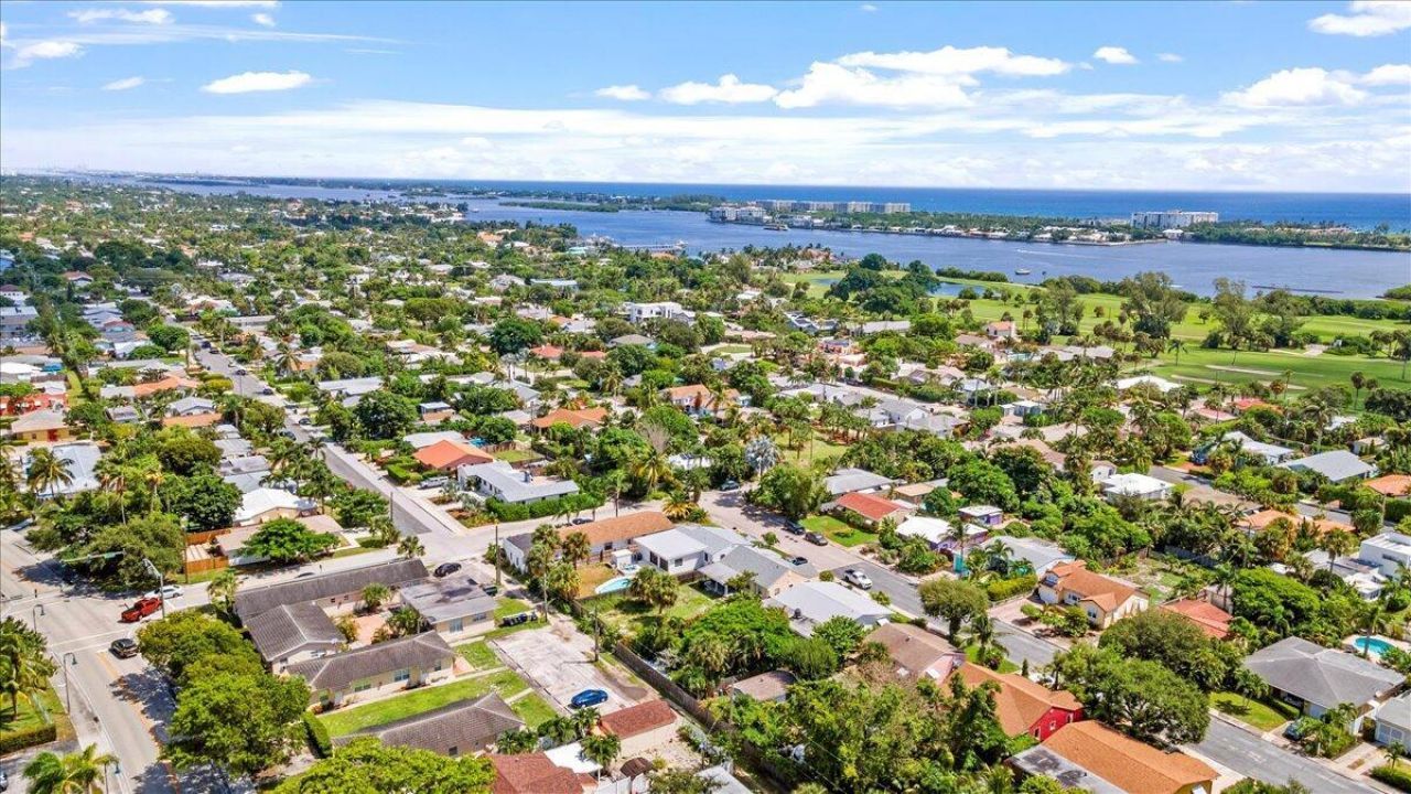 1227 N Ocean Breeze, Lake Worth Beach, FL 33460 Photo