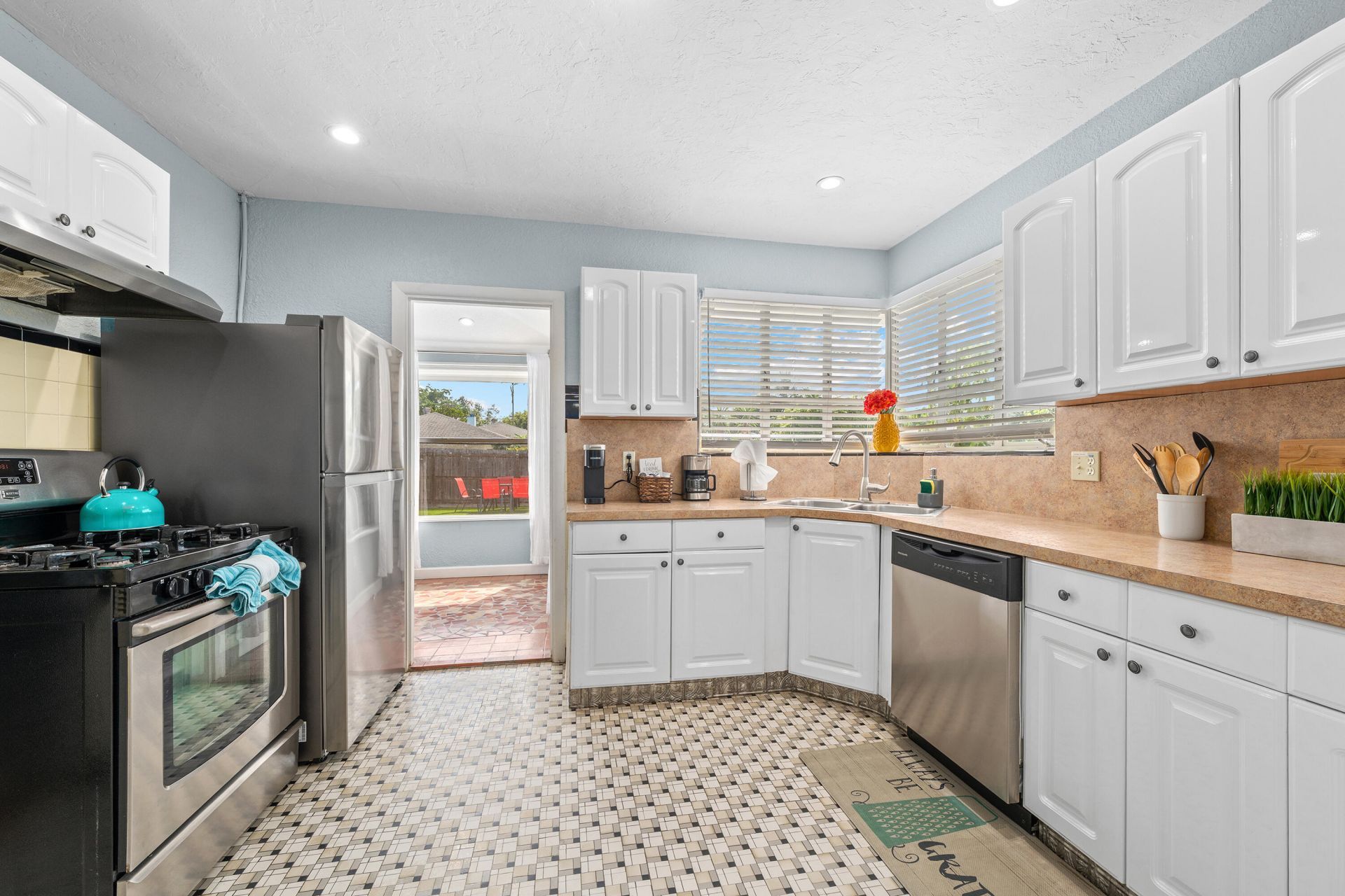 1202 N K Street, Lake Worth Beach, FL 33460 Photo
