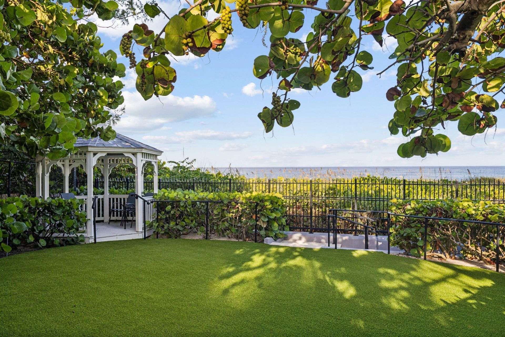 1919 N Ocean Boulevard, Gulf Stream, FL 33483 Photo