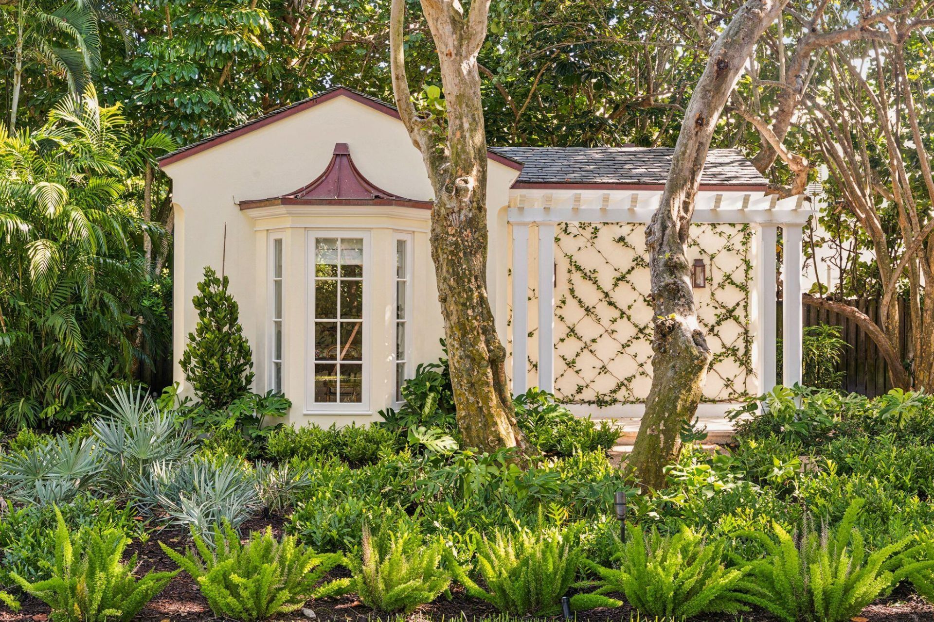 1919 N Ocean Boulevard, Gulf Stream, FL 33483 Photo