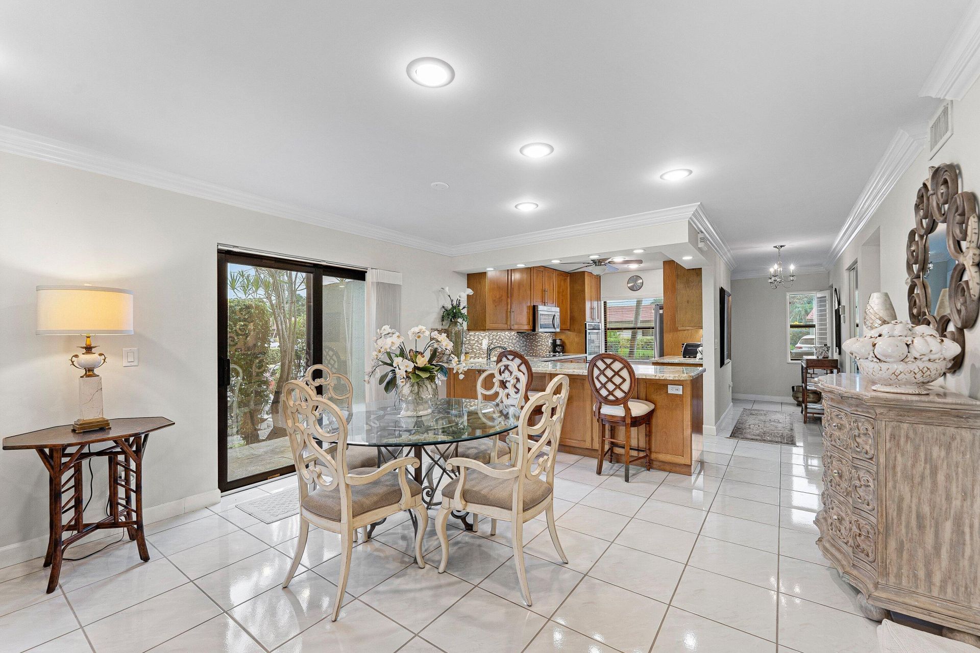 8520 Casa Del Lago, Unit E, Boca Raton, FL 33433 Photo