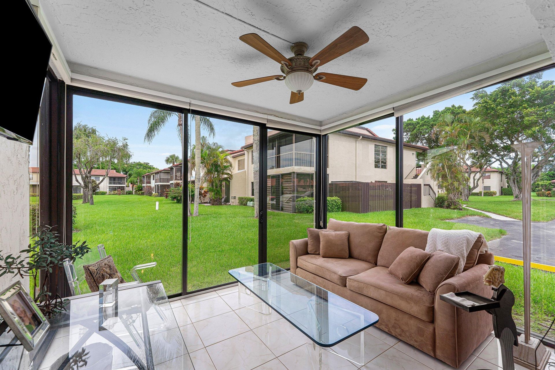 8520 Casa Del Lago, Unit E, Boca Raton, FL 33433 Photo