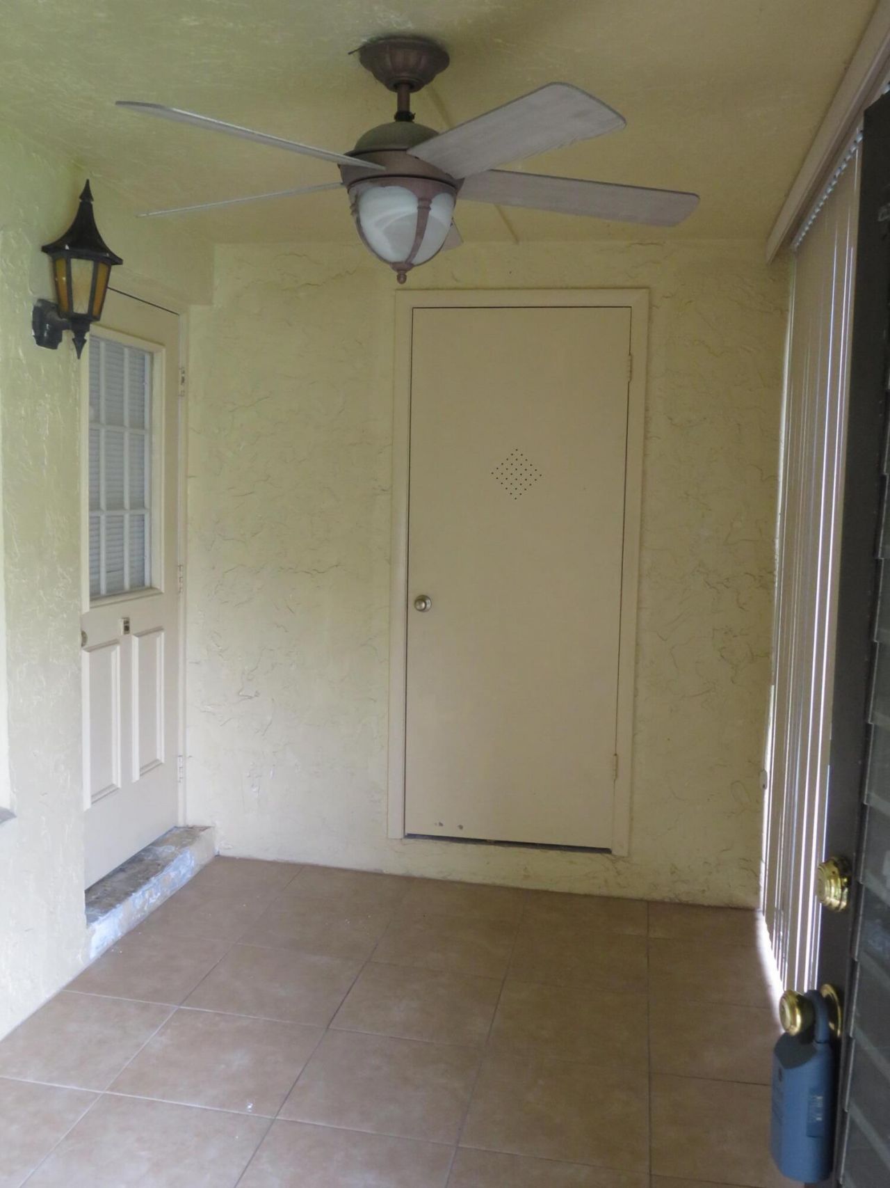 335 Pine Ridge Circle, Unit D-1, Greenacres, FL 33463 Photo