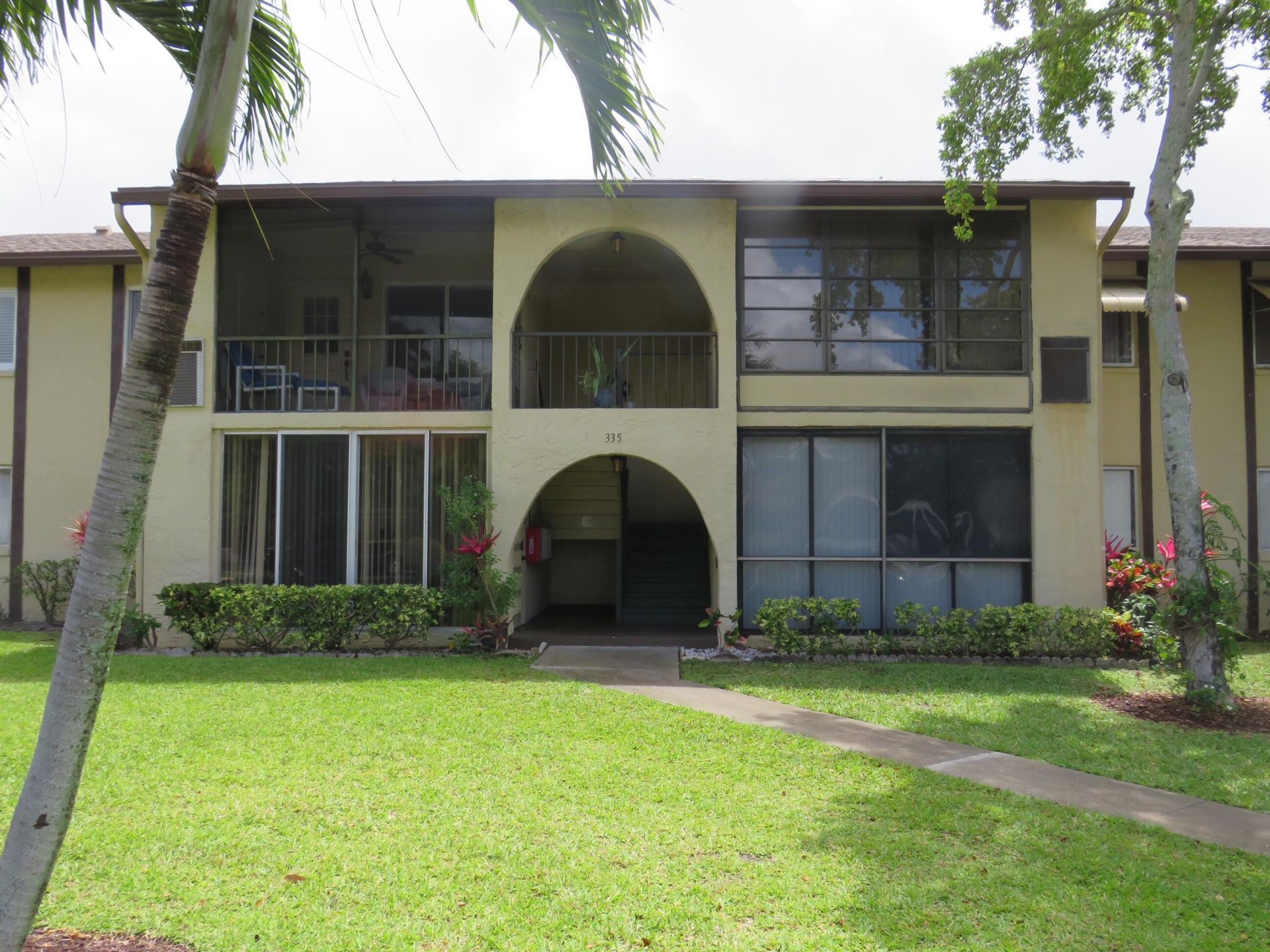 335 Pine Ridge Circle, Unit D-1, Greenacres, FL 33463 Photo